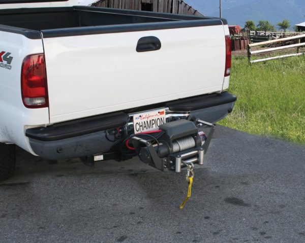Champion 10,000-Lb Truck/SUV Winch Kit with Speed Mount and Remote Control - Image 3