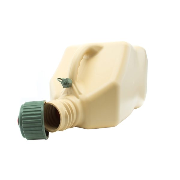 VP Racing Fuels 5.5 Gal Utility Jugs (4 Pack) w/ 14 In Hose, Tactical Tan - Image 3