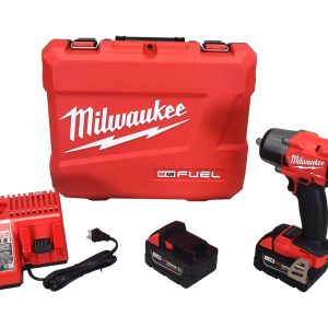 Milwaukee 2962P-22R 18V Cordless 1/2" Impact Wrench Kit w/ Batteries and Charger