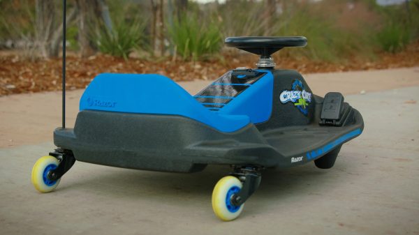 Razor Crazy Cart Shift - 12V Electric Drifting Go Kart for Kids - New High/Low Speed Switch and Simplified Drifting System - Image 13