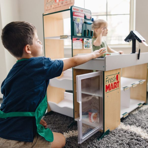 Melissa and Doug Freestanding Wooden Fresh Mart Grocery Store - Image 6